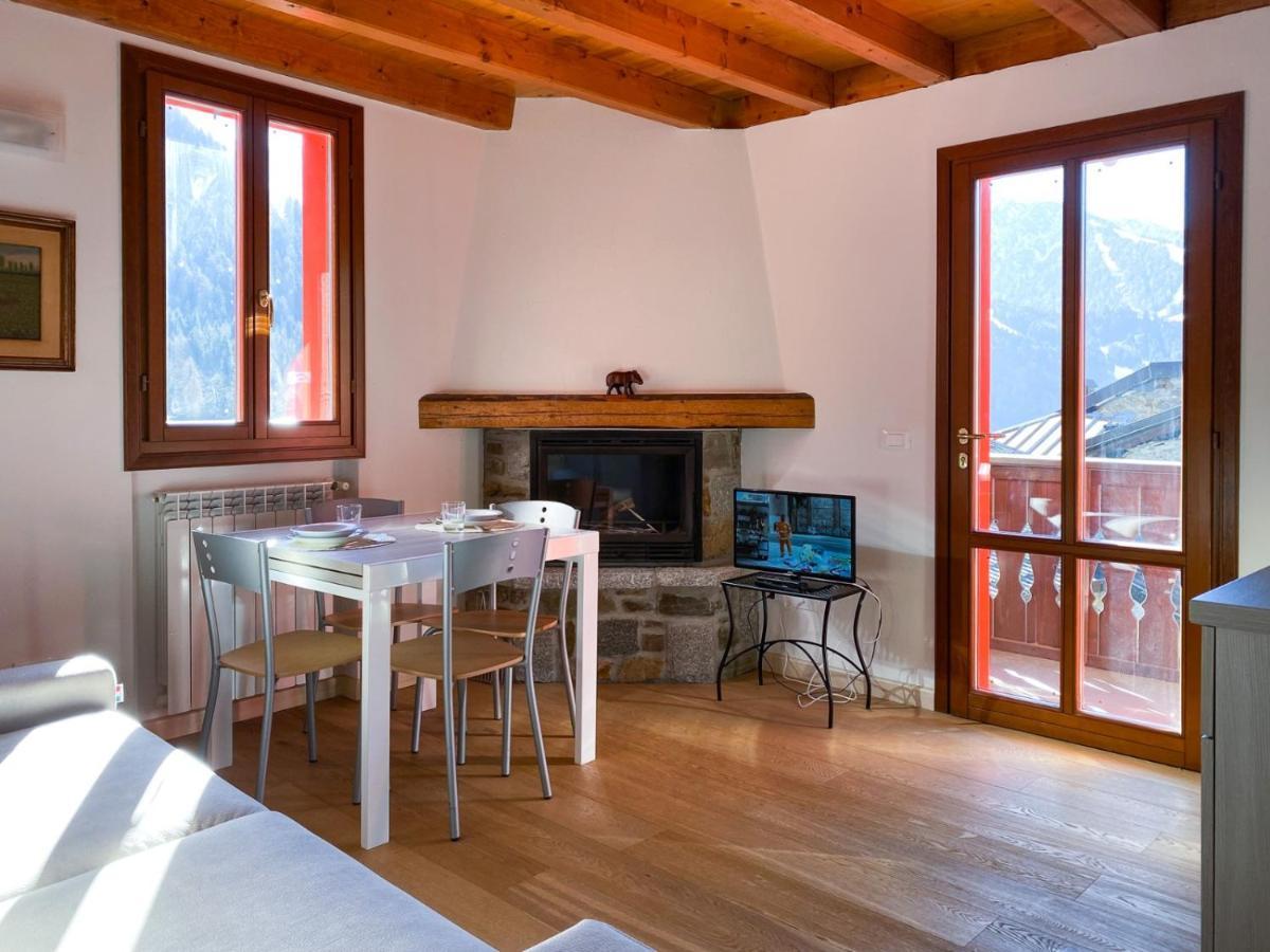 Mansarda Corno D'Aola Appartement Ponte Di Legno Buitenkant foto