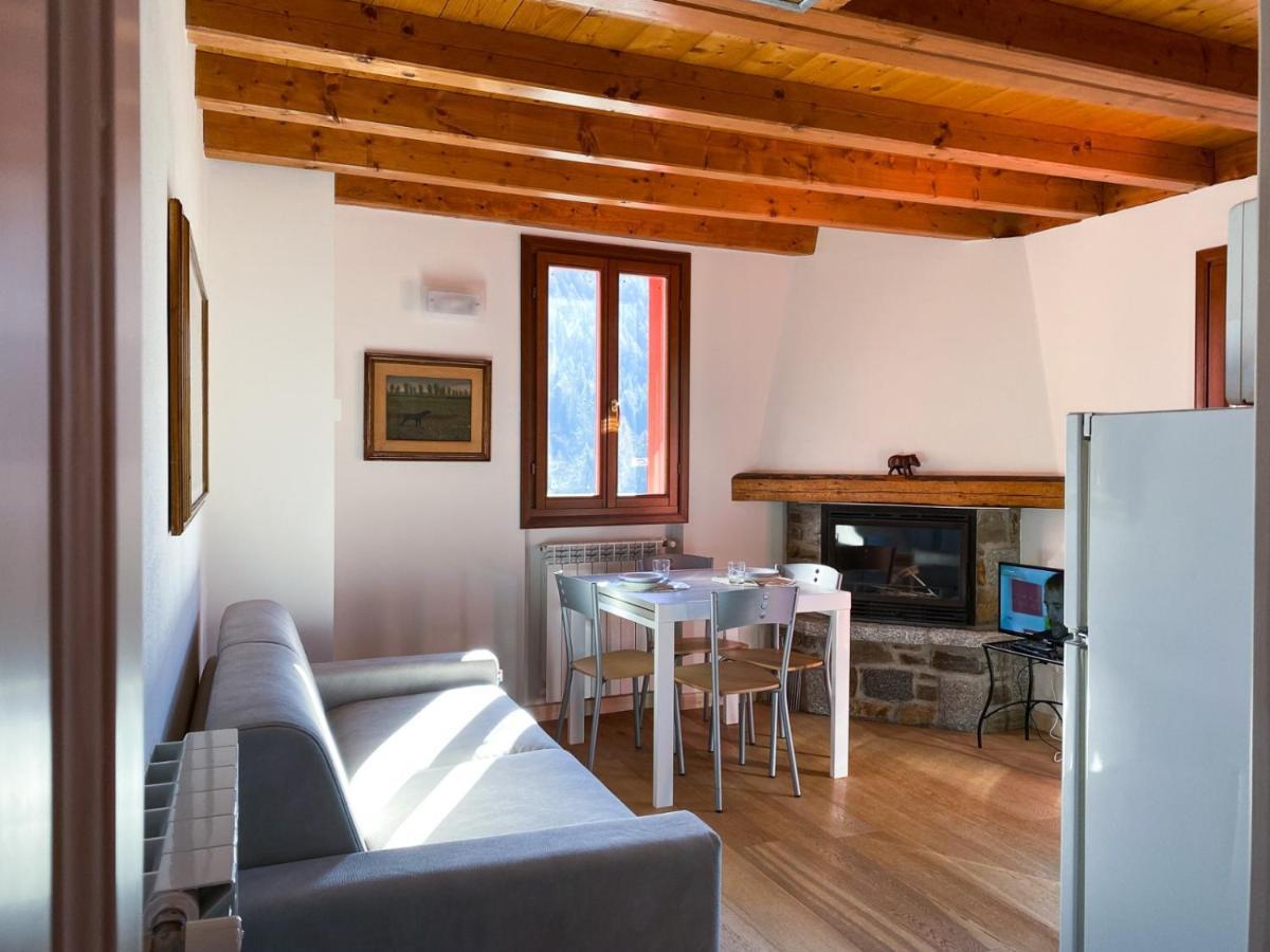 Mansarda Corno D'Aola Appartement Ponte Di Legno Buitenkant foto
